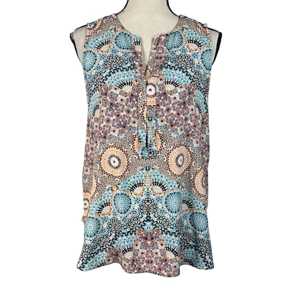 Dana Buchman Medium Top Sleeveless Geometric V-Neck Hi-Low Hem Lightweight Multi